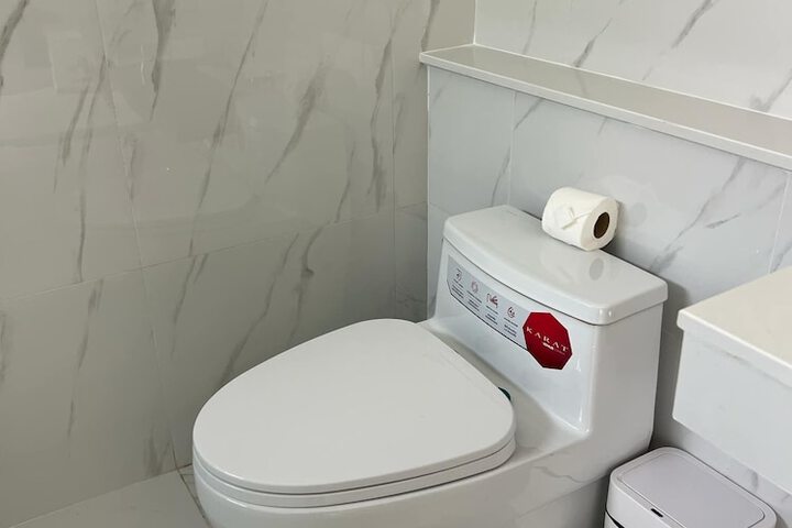 Room 175 of 293
