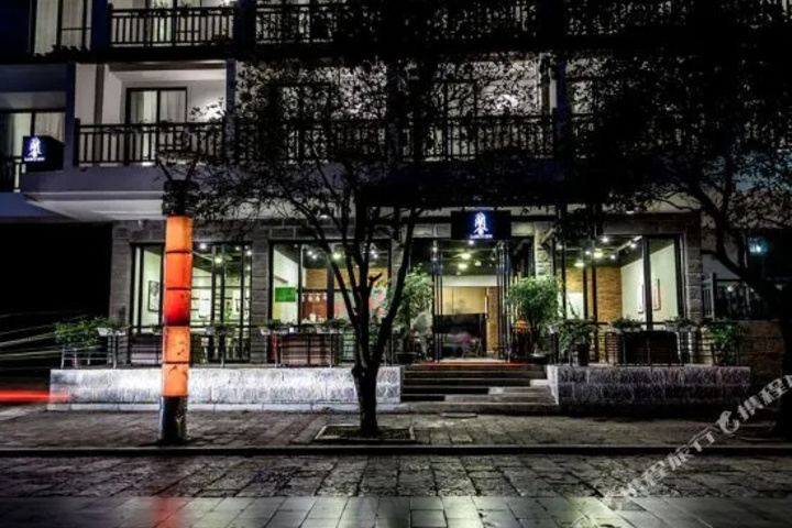 Yidai Lancy Inn