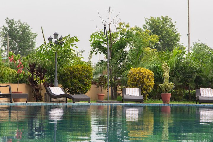 Pool 46 of 110