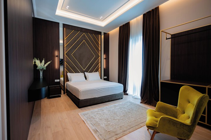 Room 7 of 40