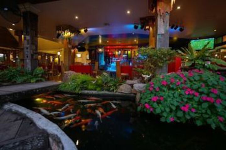 Hotel Exterior 10 of 49