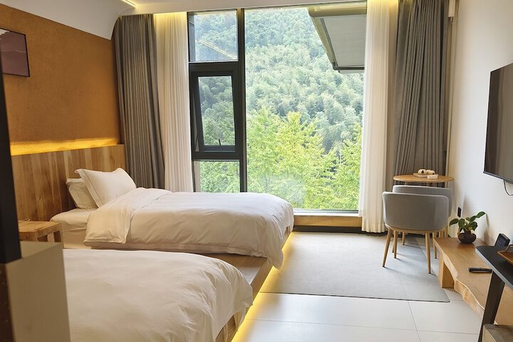 Room 46 of 159