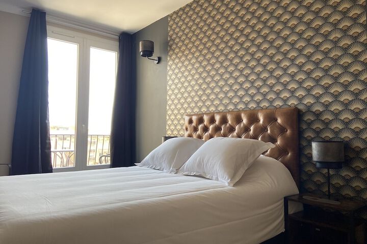 Room 16 of 25