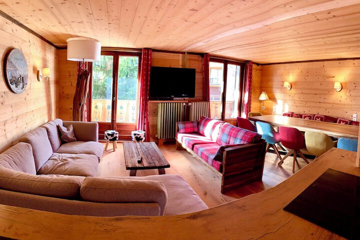 Room 21 of 82