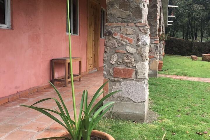 Hotel Exterior 38 of 81