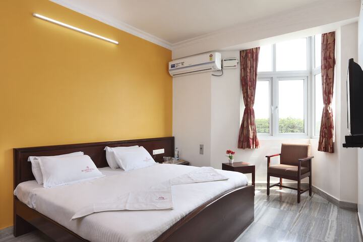 Room 4 of 29