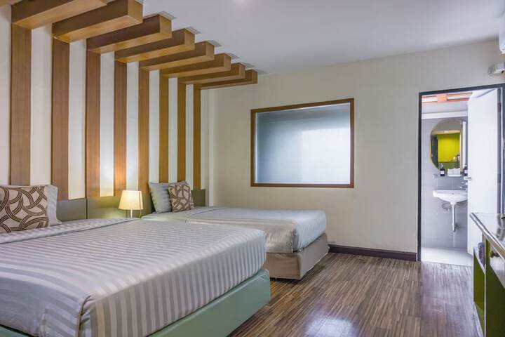 Room 70 of 127