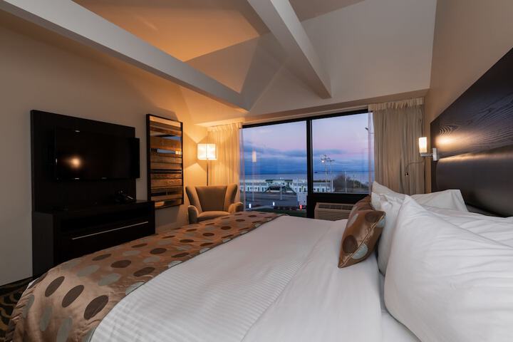 Room 14 of 79