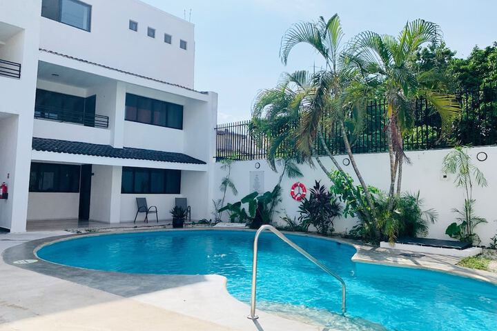 Pool 75 of 80