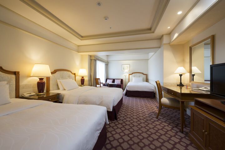 Room 15 of 159