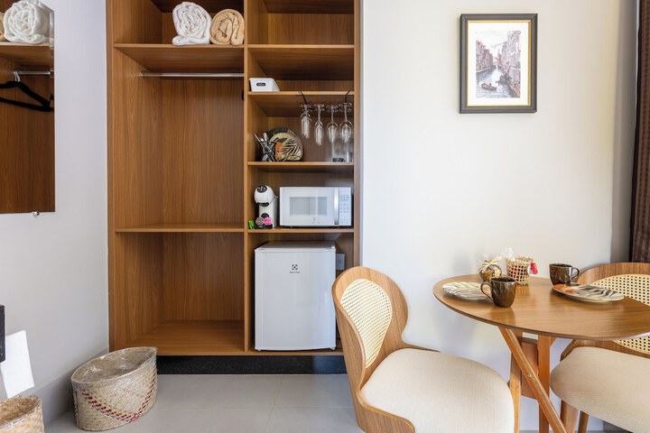 Room 121 of 218