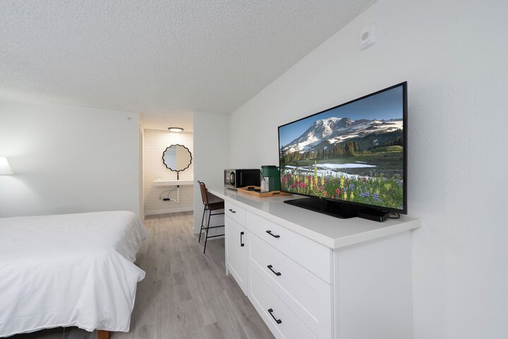 Room 5 of 24