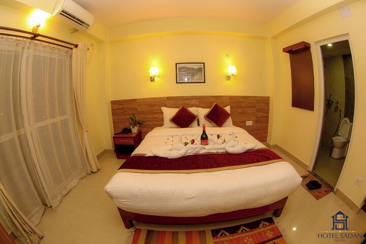 Room 5 of 5