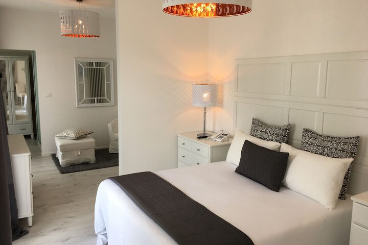 Room 9 of 59