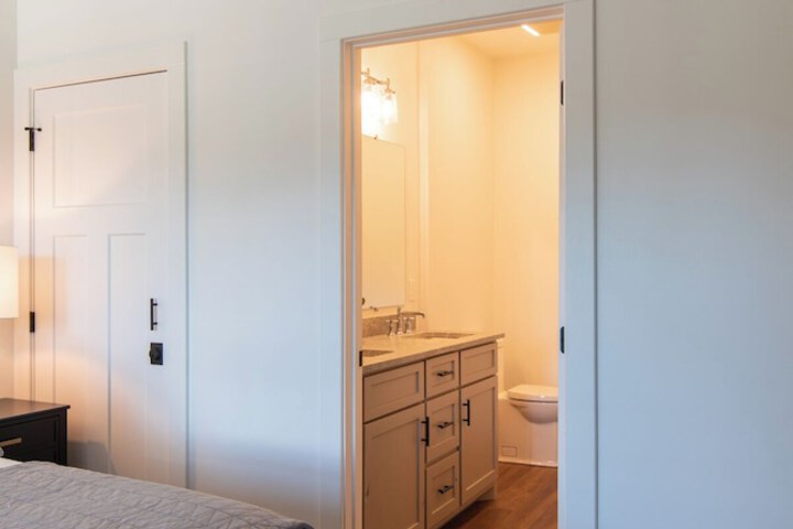 Room 15 of 80