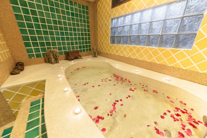 Spa 41 of 100