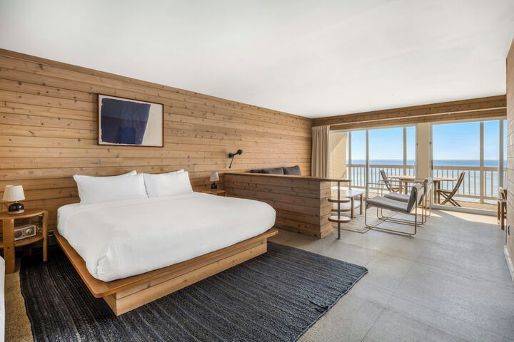 Room 28 of 191