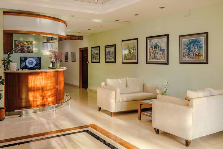 Hotel Interior 4 of 235