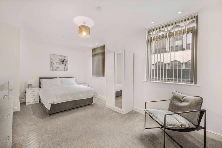 Hotel 69 of 80