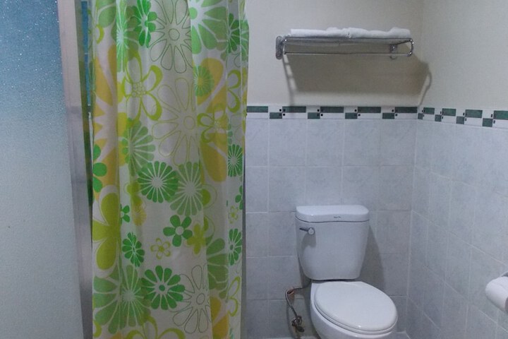Room 19 of 29