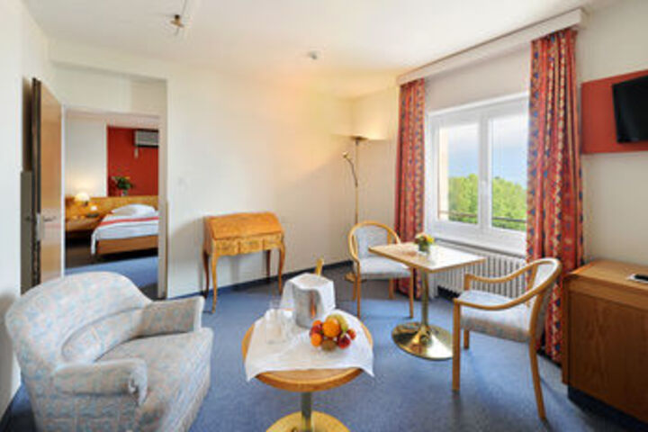 Room 38 of 102