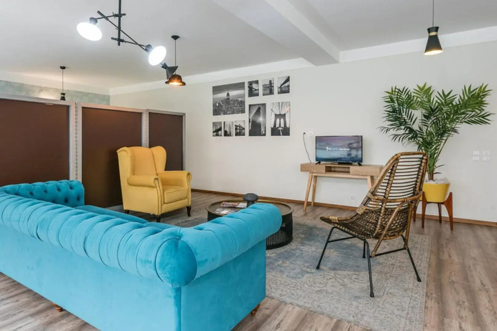 Room 3 of 18