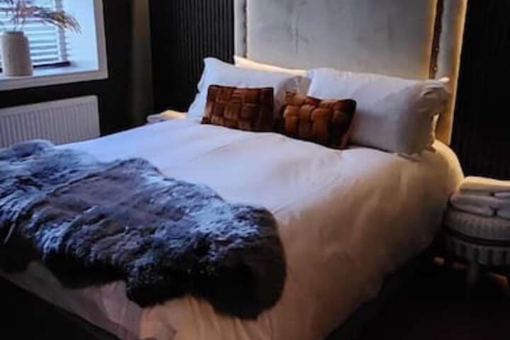 Room 25 of 54
