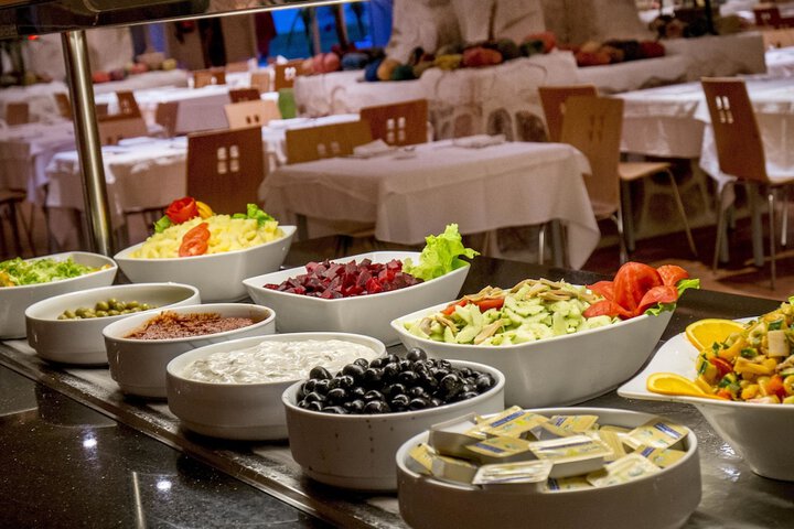 Dining 47 of 69