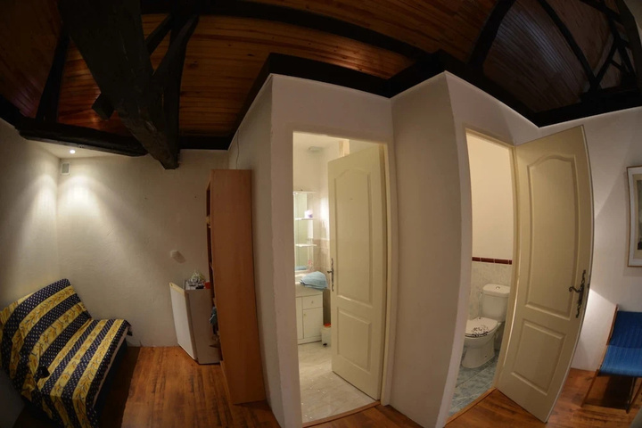 Room 2 of 13