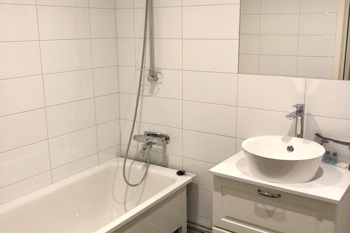 Room 60 of 91