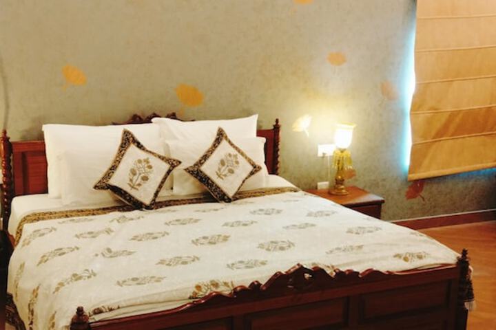 Room 29 of 61