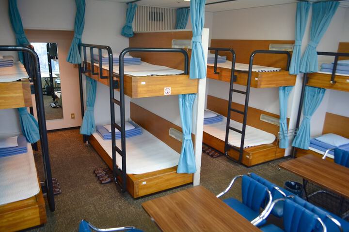 Room 8 of 62