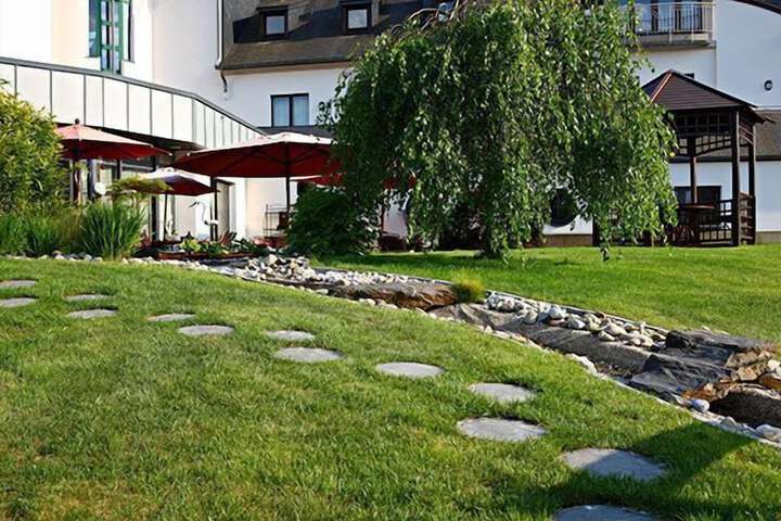 Property Grounds 34 of 47