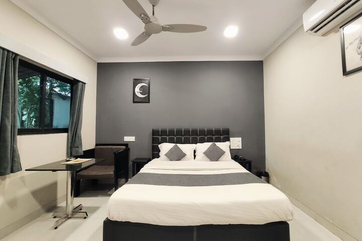 Room 11 of 22