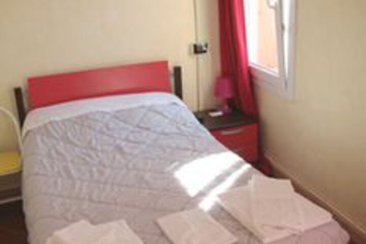 Room 34 of 48