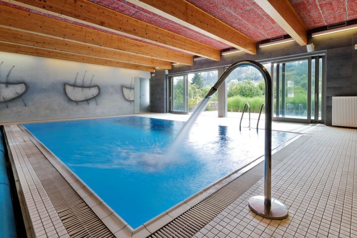 Pool 24 of 39