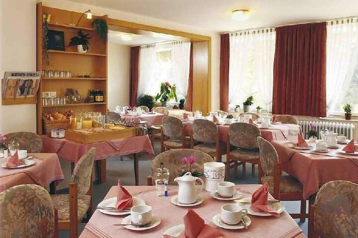 Breakfast/Coffee Service 20 of 26