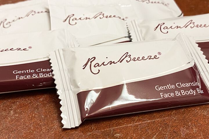 Bathroom amenities
