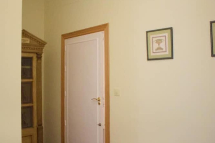 Room 11 of 49