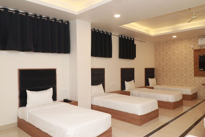 Room 7 of 22