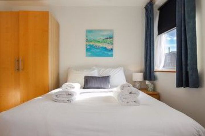 Room 16 of 29