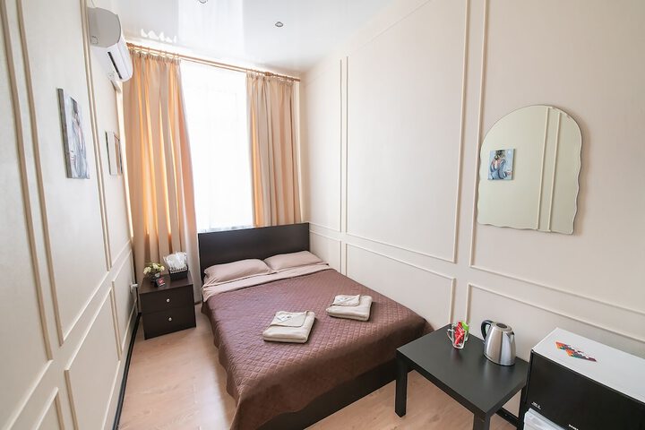 Room 6 of 35