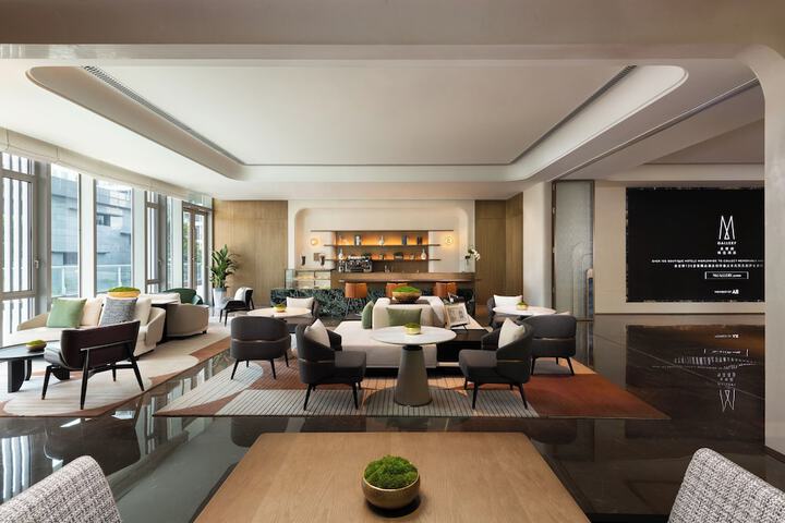Lounge 59 of 75
