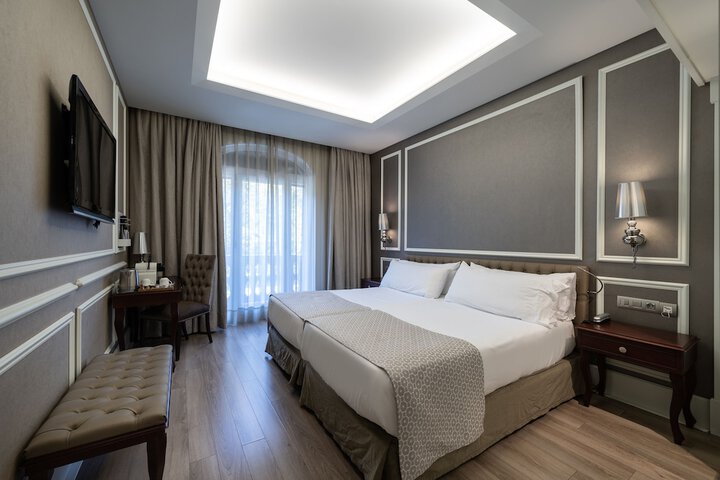 Room 21 of 84
