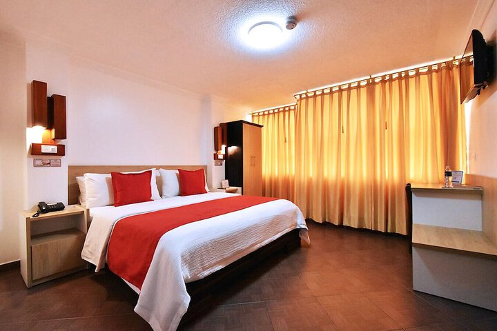 Room 21 of 34