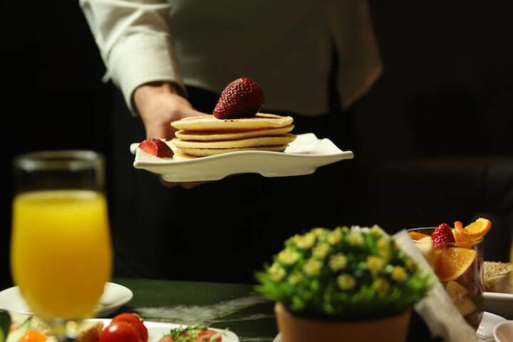 Breakfast/Coffee Service 22 of 31
