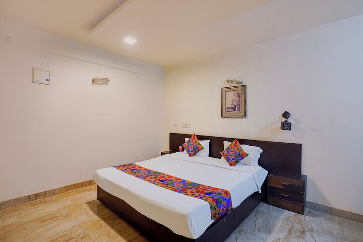 Room 15 of 24