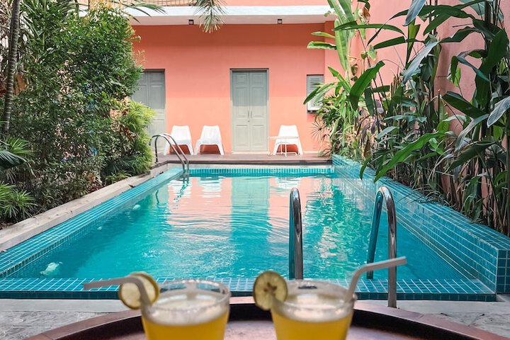 Pool 24 of 27