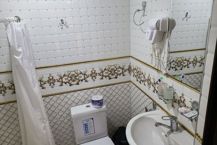 Room 60 of 102