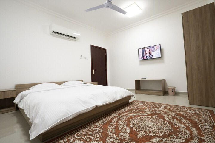 Room 9 of 15